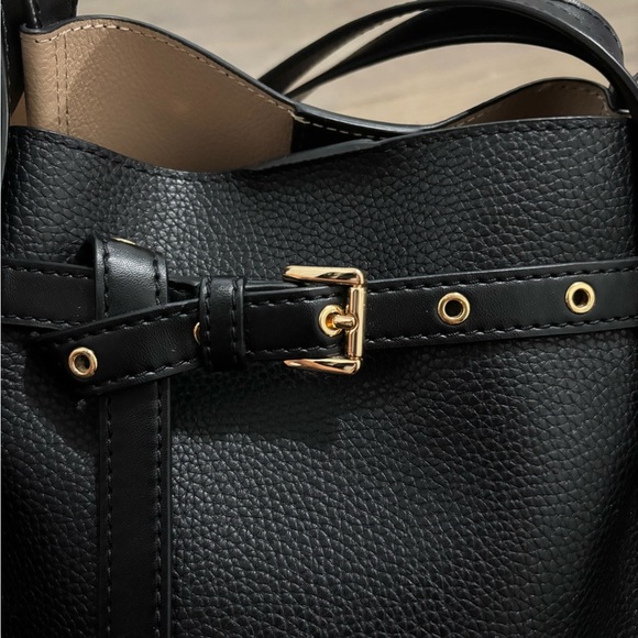 NWT! Michael Kors Emilia Large East West Black Pebbled Leather Tote Shoulder Bag - Picture 6 of 14